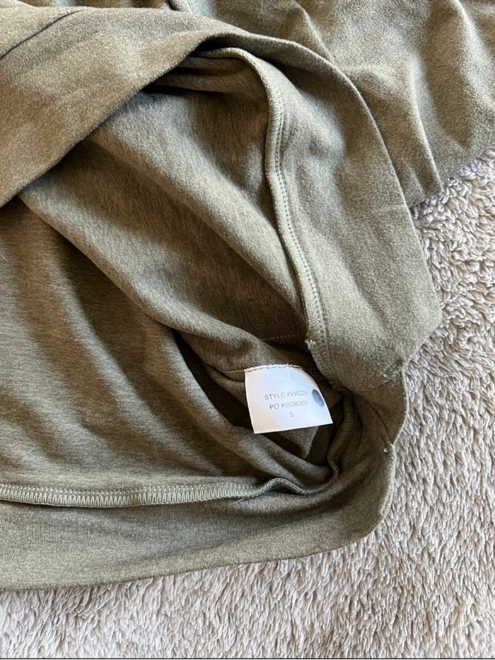 Vuori Women’s Halo Essential Olive Hoodie Small - Picture 4 of 4